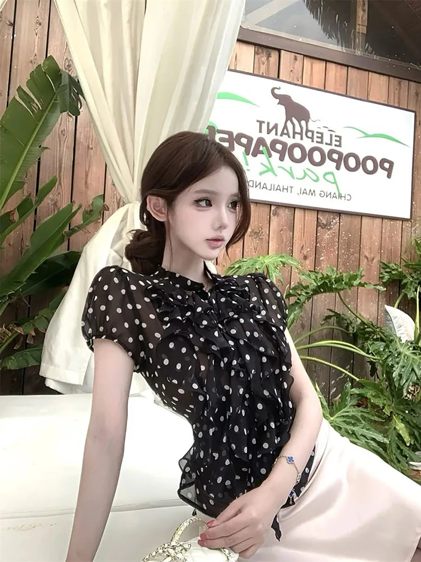 

Summer 2026 Polka Dot Slim Fit Shirt Women's Fashionable Thin Sunscreen Commute Top French Style Short Sleeve V-Neck Blouse