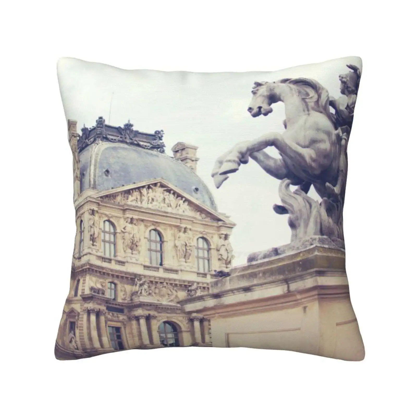 Le Louvre , Paris Pillowslip Pillowcase Paris France Louvre Statue Architecture