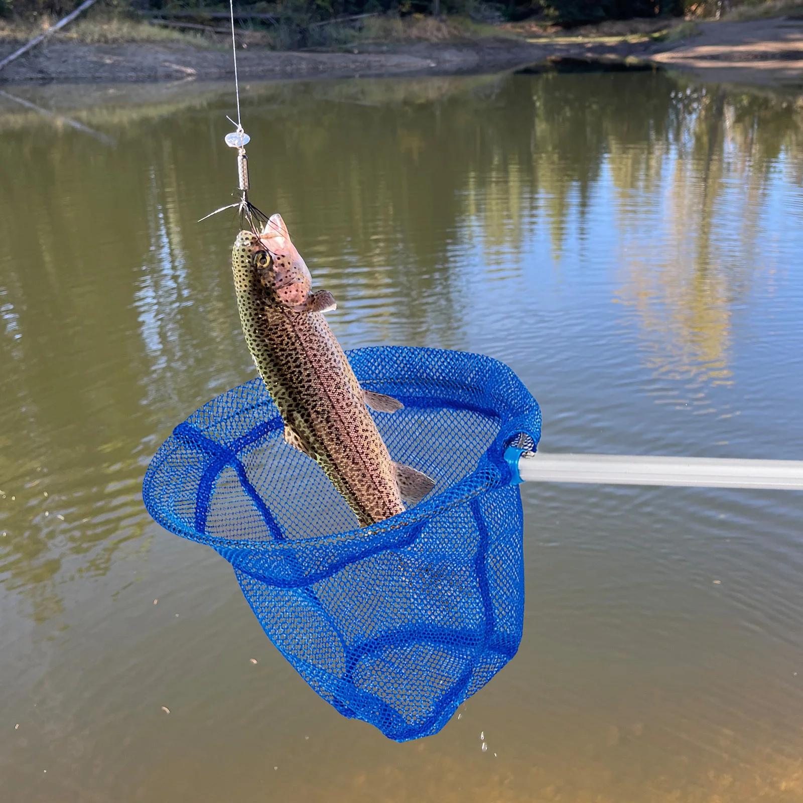 

Large Size Foldable Fishing Landing Net with Non-Slip Handle Sturdy Telescopic Pole for River Lake Sea Fishing Nets for Adult