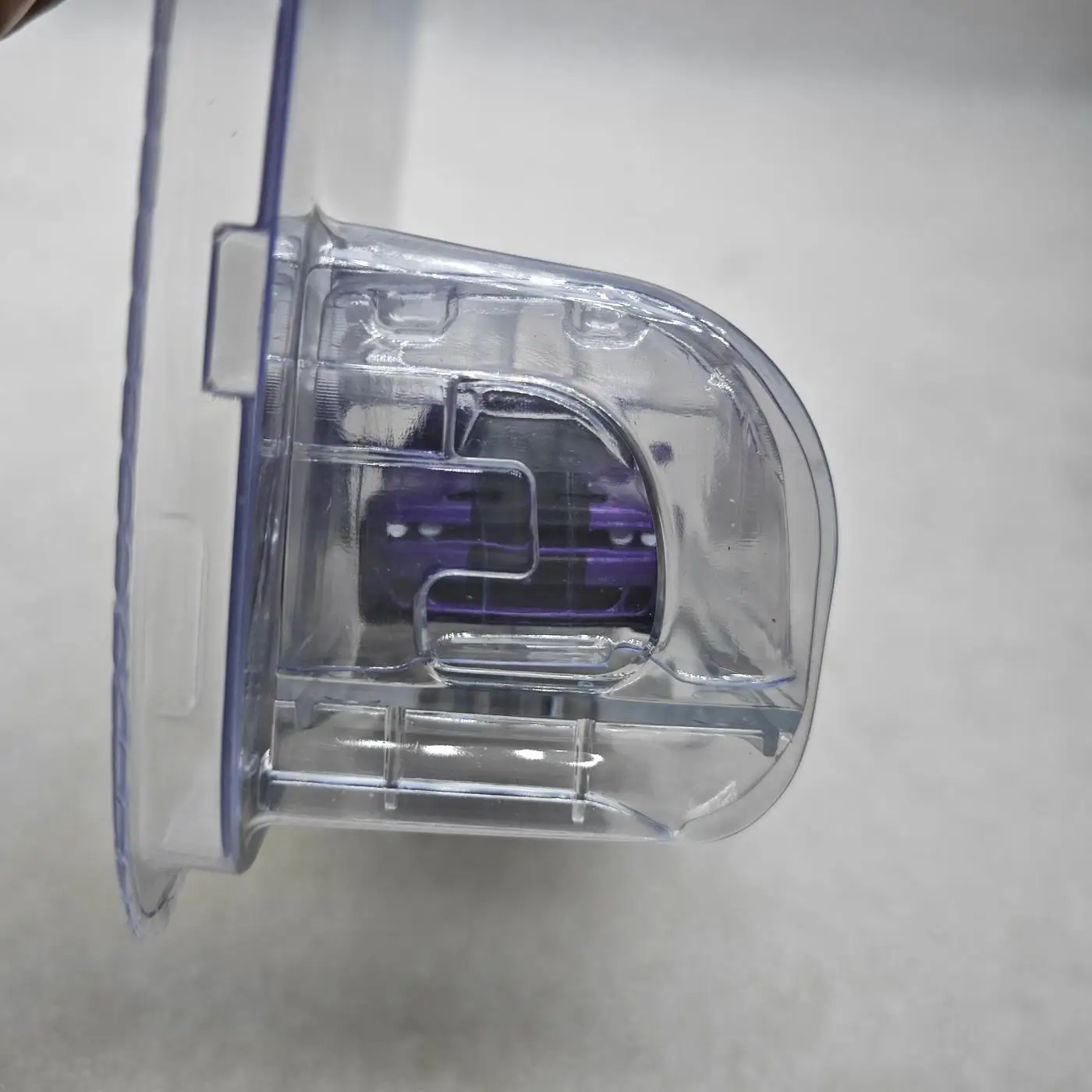 Greenlight 1:64 Showroom Série 7-2023 Dodge Challenger SRT Hellcat Prison Break Plum Crazy