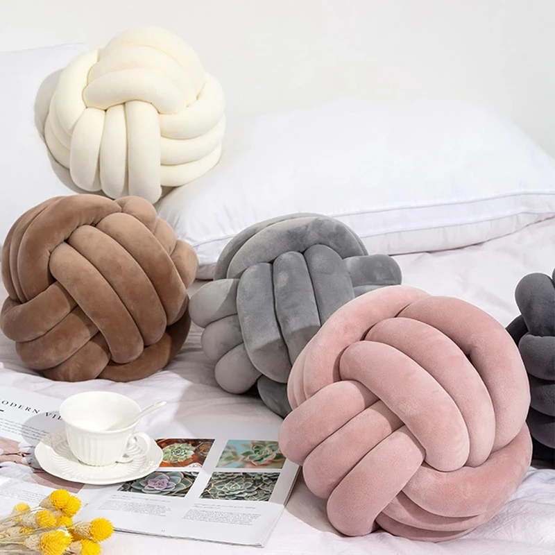 Handgefertigte blaue Kissenkugel mit Knoten für Zuhause, Stuhl, Sofa, Couch, Bett, ästhetisches rundes Samt-Geschenk, geknotetes Kissen, rosa – Detail 9
