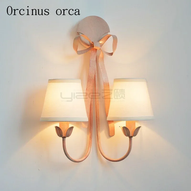 

European pink bow wall lamp Princess room corridor bedroom bedside lamp French romantic creative wall lamp free shipping