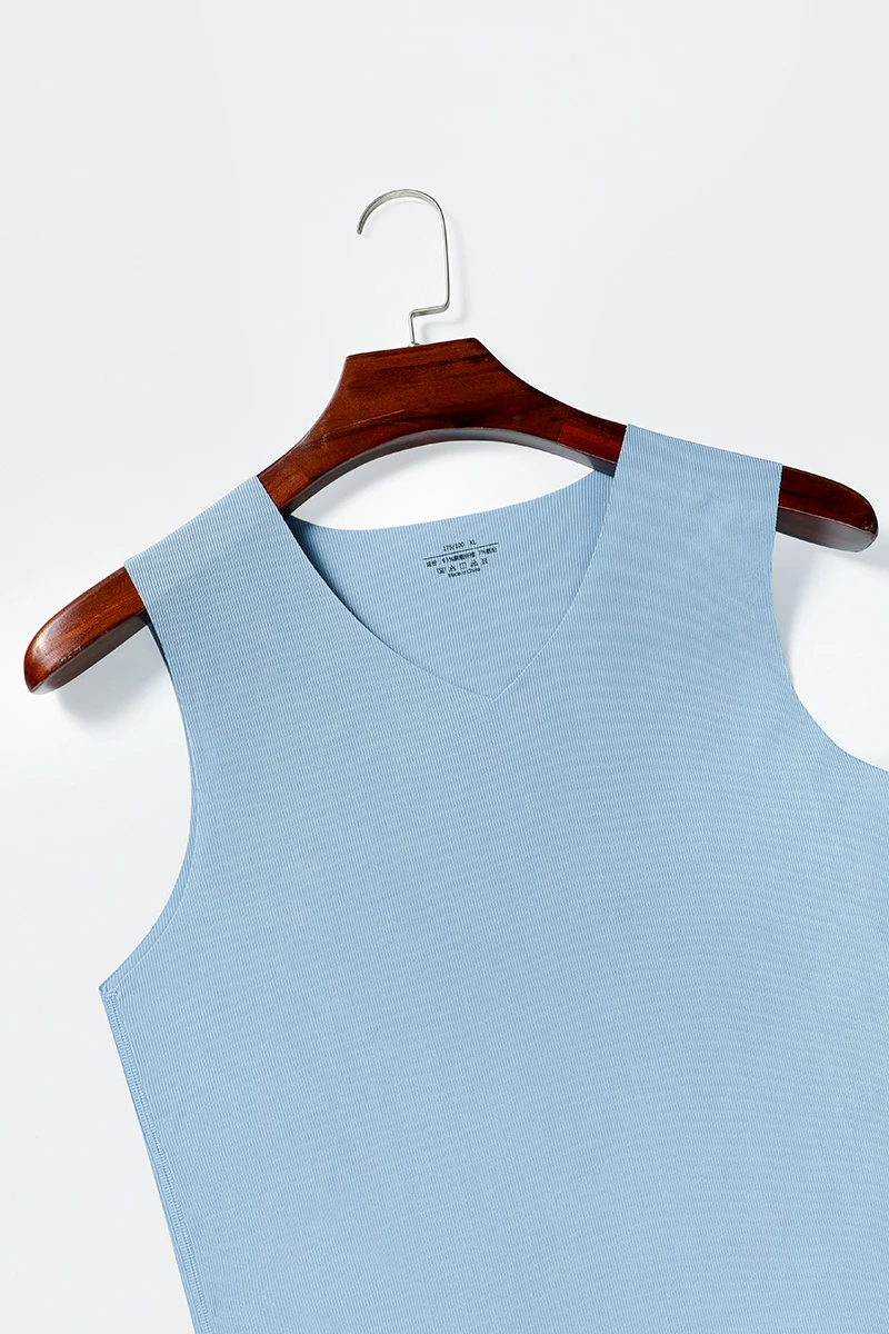 A must-have for summer coolness! Ice silk vest, super cool in one second