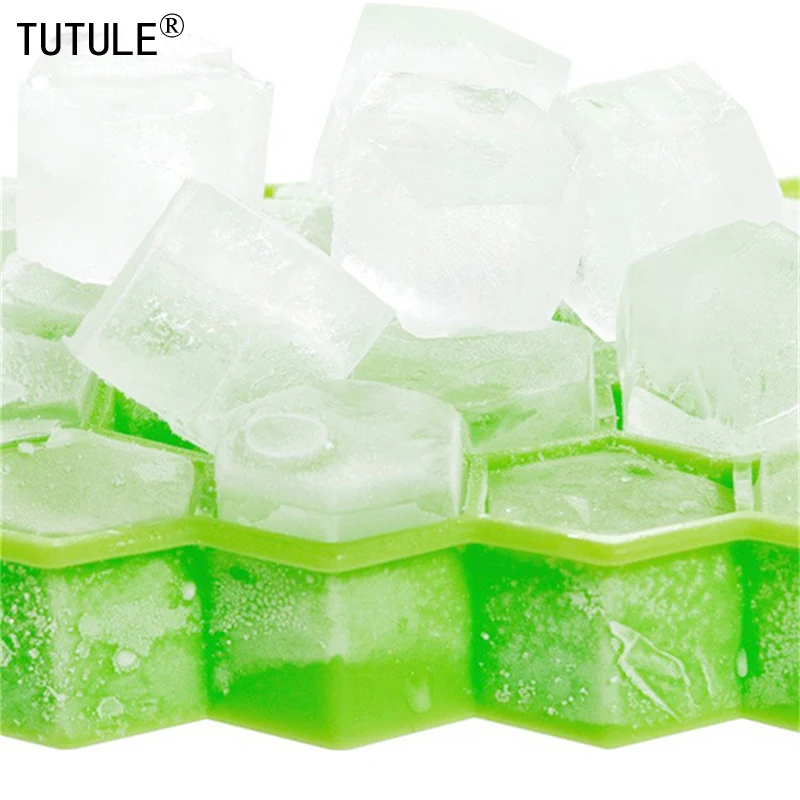 37 Compartment Honeycomb Ice Compartment Molds Jelly Ice Cube Tray with Lid Honeycomb Ice Cube Ice Box Moulds