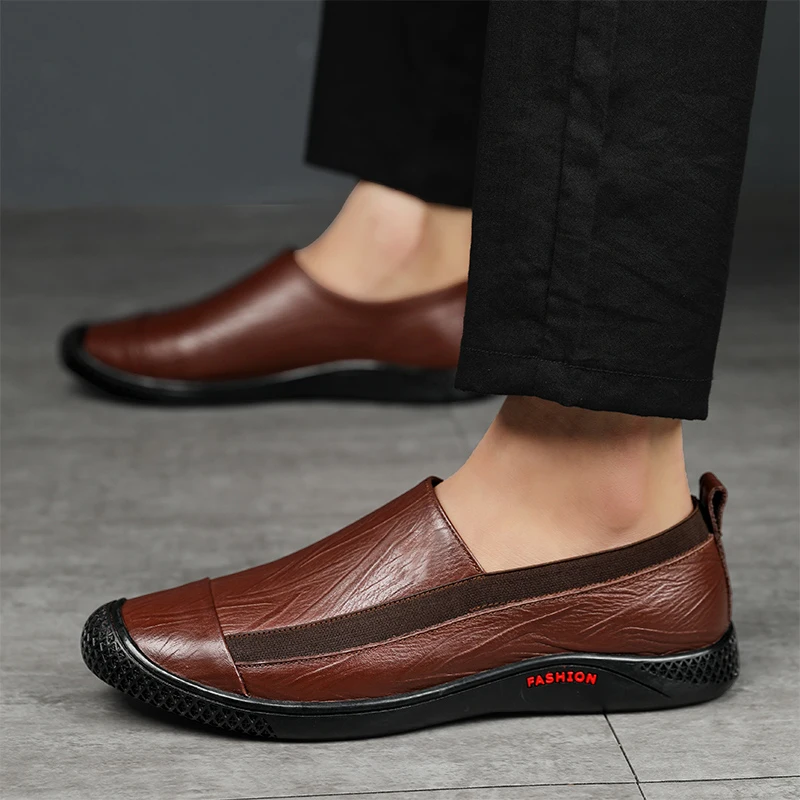 Men's Driving Shoes Luxury Walking Lightweight Leather Summer Genuine Leather Loafers Breathable and Comfortable Men's Moccasin