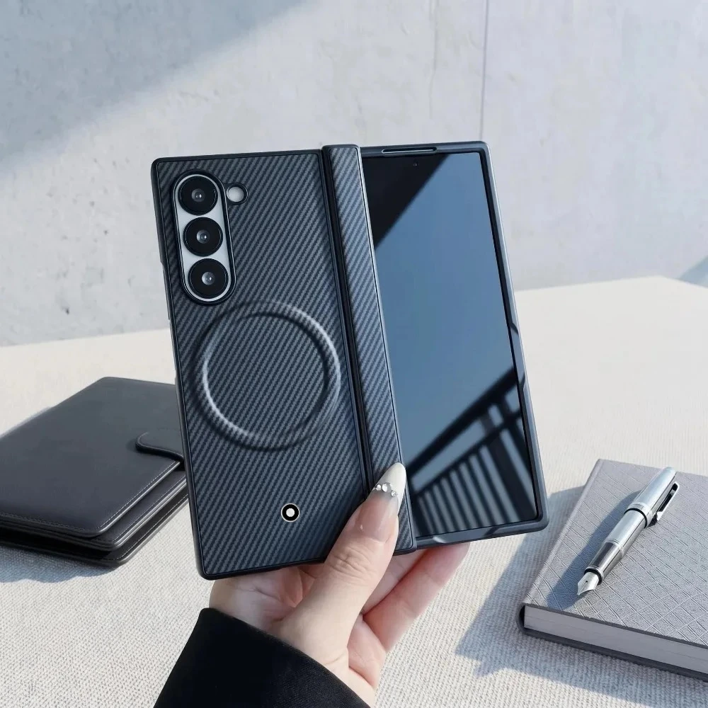 High End Carbon Fiber Sle Hinge Magnetic Phone Case for Samsung Galaxy Z Fold 8 Ultra 7 6 5 for MagSafe Wireless Charging Cover