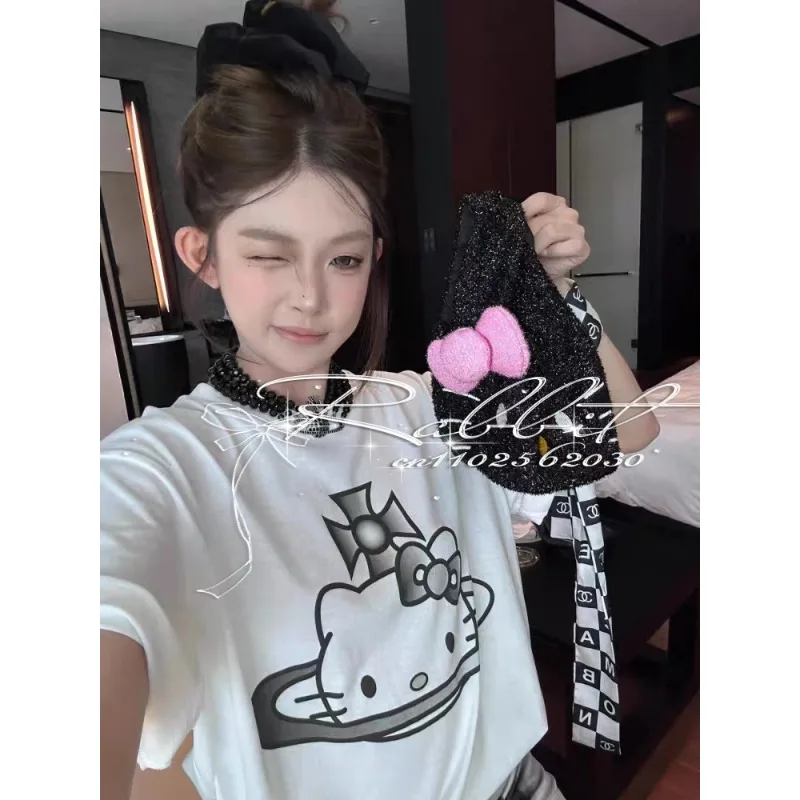 

2025 Trendy Street Fashion Hello Kitty Retro Simple 3D Printed Loose T-shirt for Women Elegant Wearing T-shirt