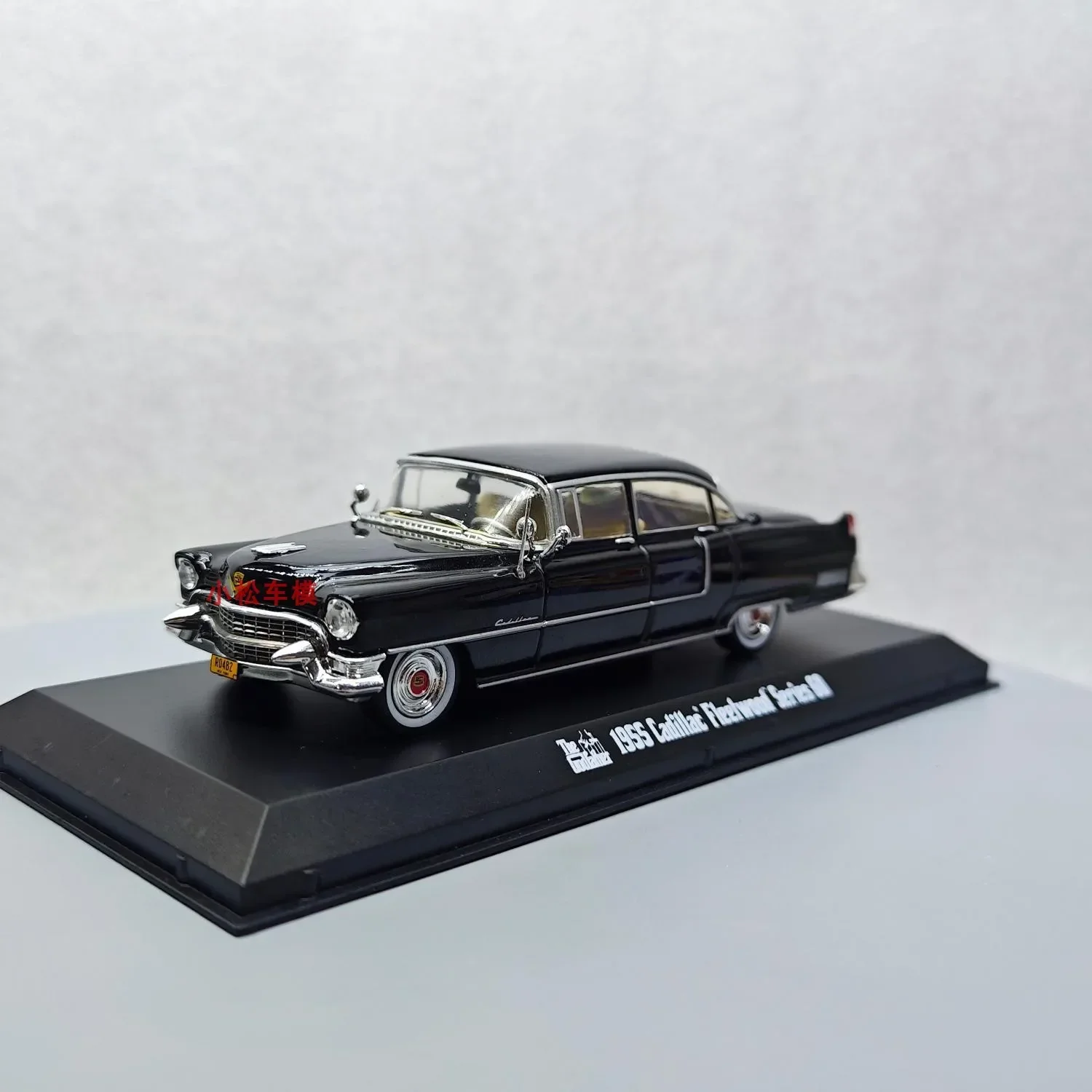 1:43 1955 Cadillac Fleetwood Series 60 Special edition ﻿Alloy Car Model Collectible Toy Gift Souvenir Display Ornament