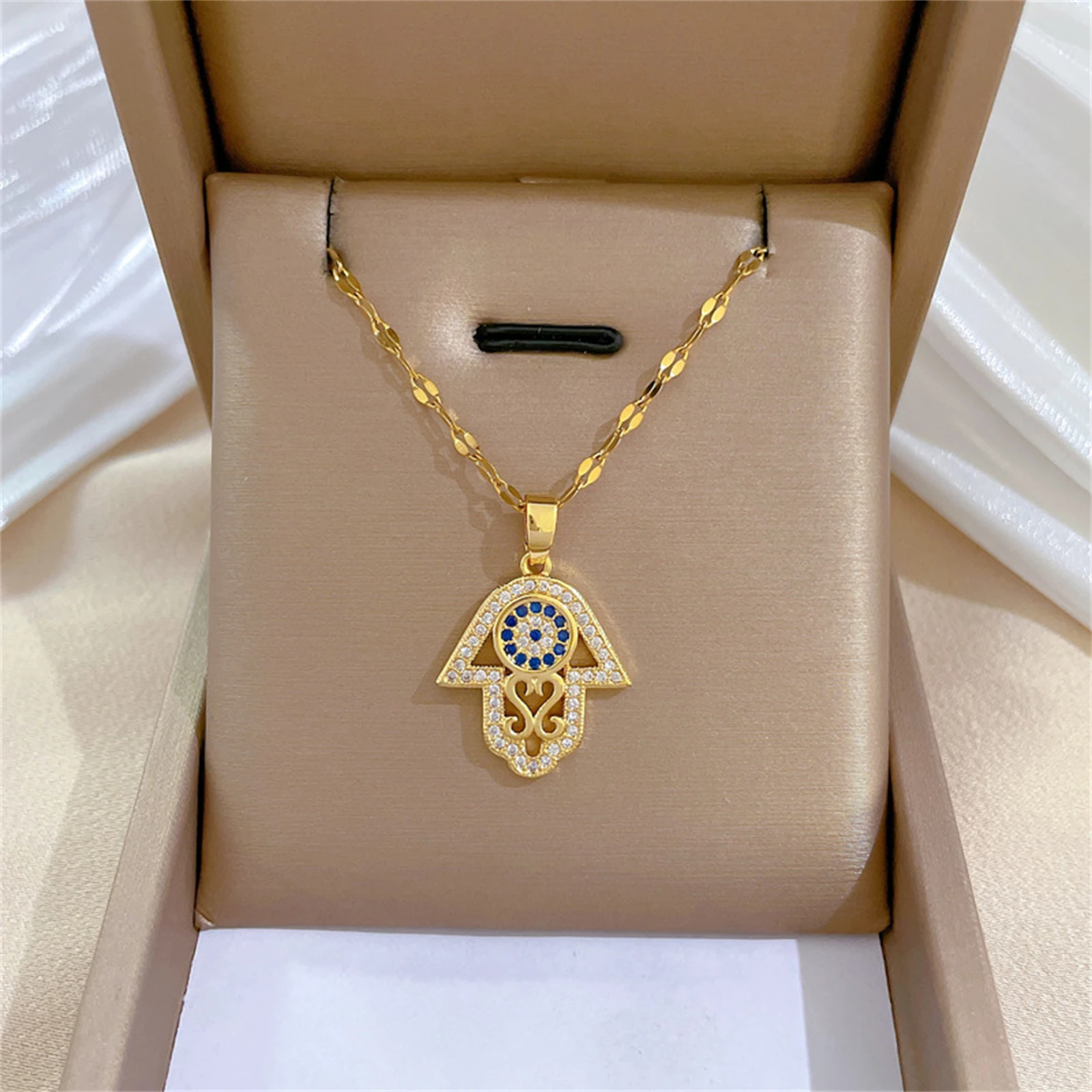 316L Stainless Steel   Hollow Out  Palm Shaped Necklace With Black Eyes Pendant Fashion And Elegant  Women Style Jewelry SAN147