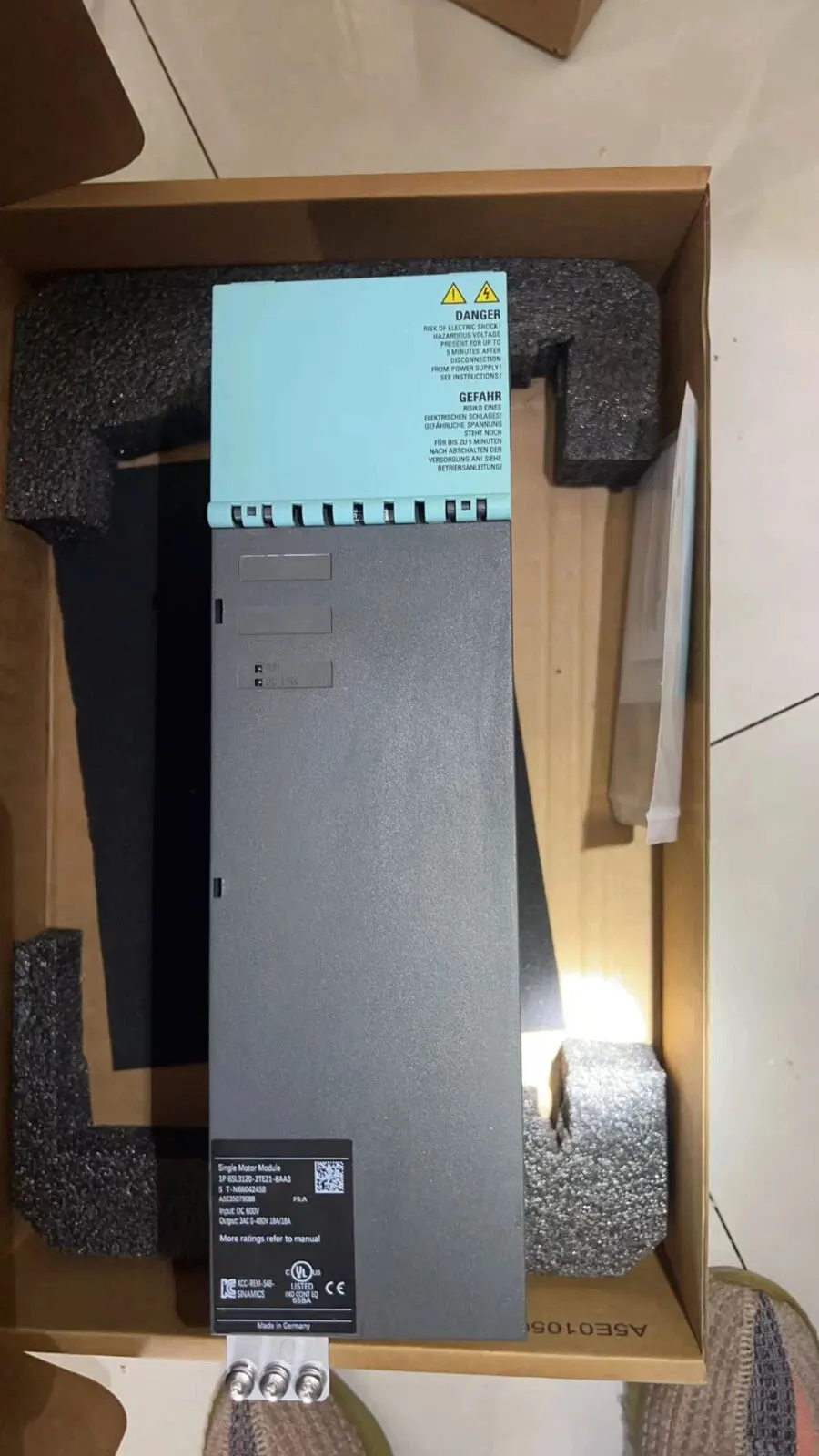 

Совершенно новый 6SL3120-2TE21-8AA3 6SL3 120-2TE21-8AA3 Гарантия один год