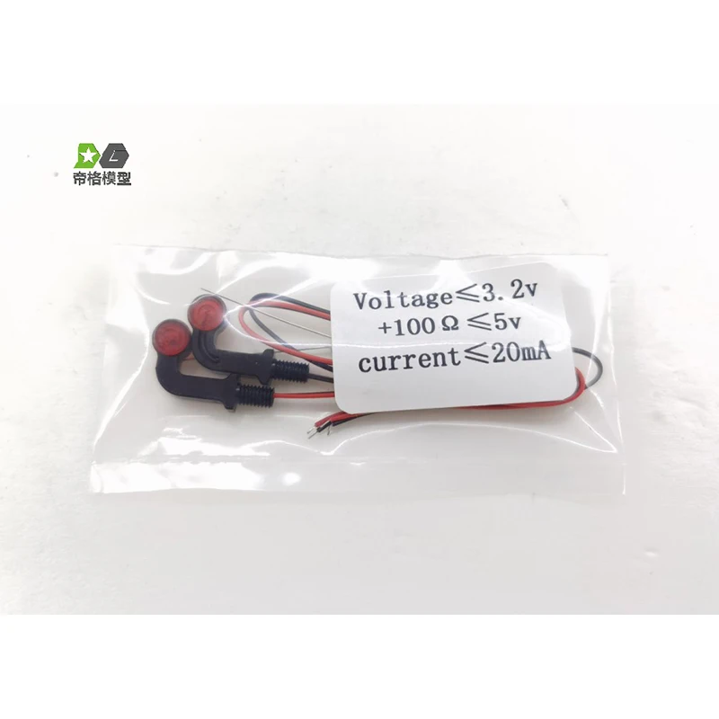 2 Pcs 1/14 RC Toy Truck Metal Position Lamp Side Light Marker Lights For Tamiya 1/14 RC Tractor Truck Series Parts DG MODEL