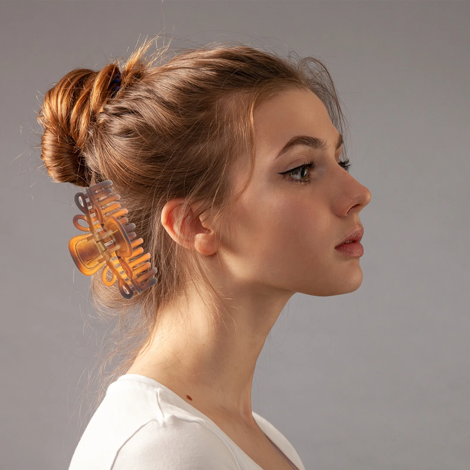 

4pcs Leopard Print Claws For Women Durable Plastic Strong Hold Thick Curly Ponytail Holder Fashion Accessories Hair Barrette