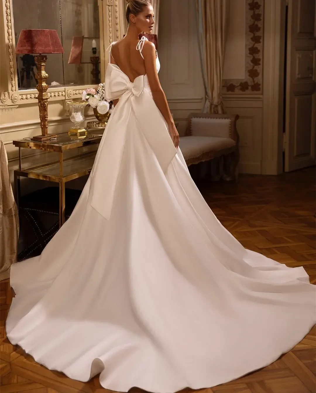 Customized Satin V-Neck Wedding Dresses With Pockets A-Line Ivory Pleats Sweep Train Bridal Gowns With Bow Vestido de Novia2025
