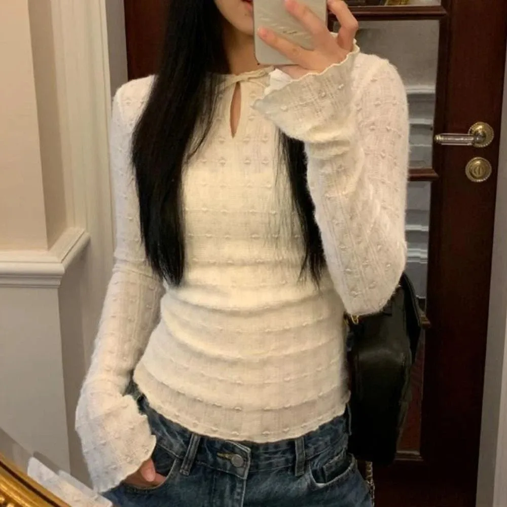 

Stylish Sweet Long Sleeve T-shirt Chic Bell Sleeves Knitwear Women Bottoming Shirt Autumn Winter Knit Top Spring