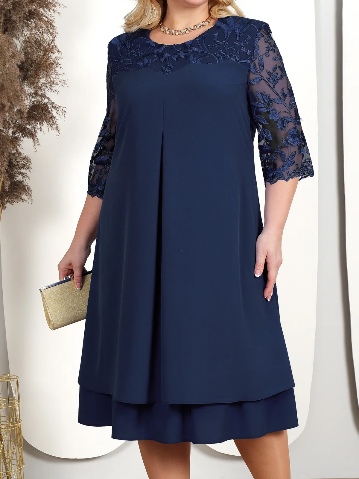 New plus size luxury woman evening dress Elegant crew neck Lace splicing loose women\'s dresses Mesh embroidery vestido feminino