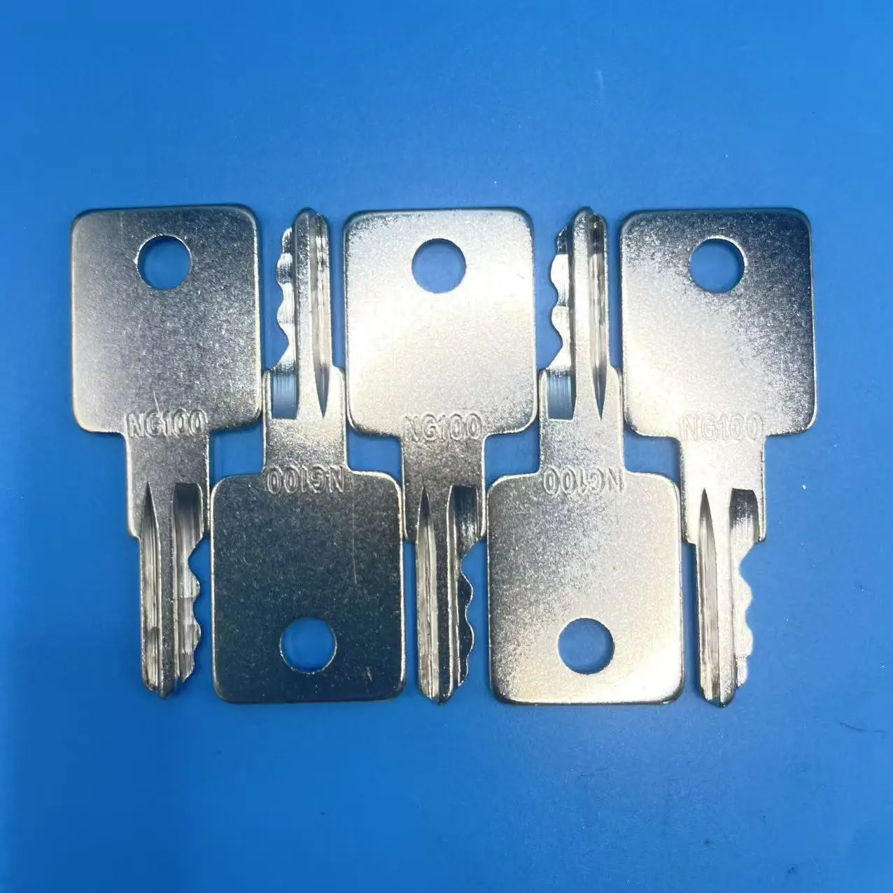 1/5/10PCS NG100 Heavy Equipment Ignition Key NG100 NG100-A Compatible With Broderson Compatible With Bart Mill