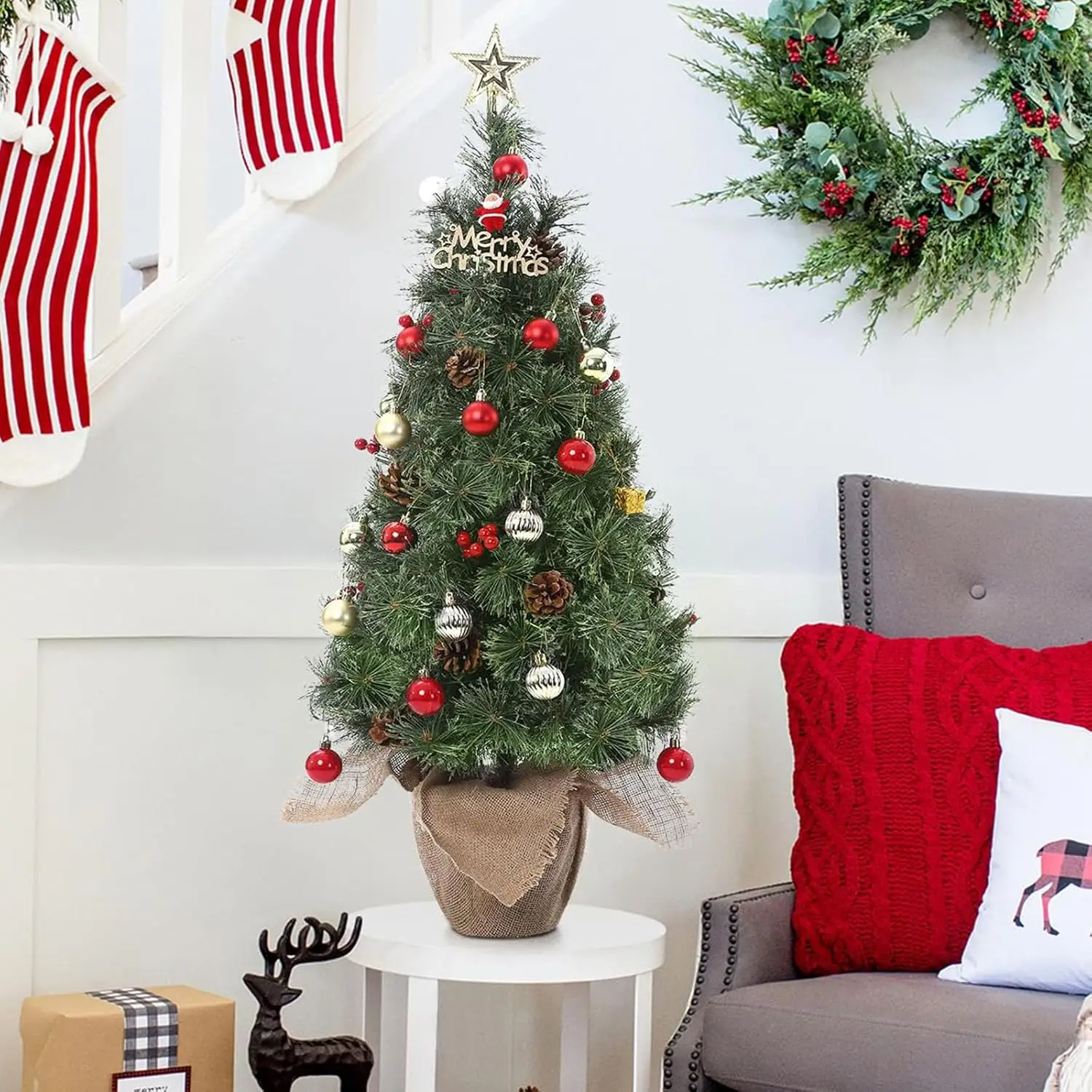 شجرة عيد الميلاد على سطح الطاولة بطول 2 قدم، شجرة عيد الميلاد المضاءة مسبقًا مع قاعدة حقيبة قماش، شجرة عيد الميلاد الصغيرة مع LED، شجرة عيد الميلاد الاصطناعية للمنزل ديسمبر