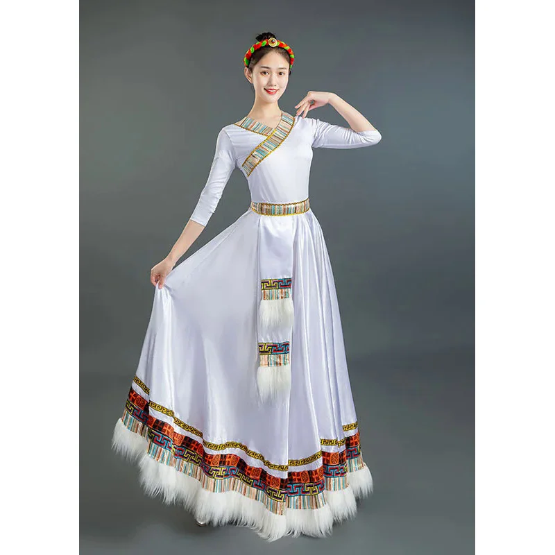 زي أداء الرقص التبتي ، قمم التبت ، زي الرقص العرقي ، ممارسة تنورة متأرجحة كبيرة ، تنورة تبتية ، حدث عرض ،