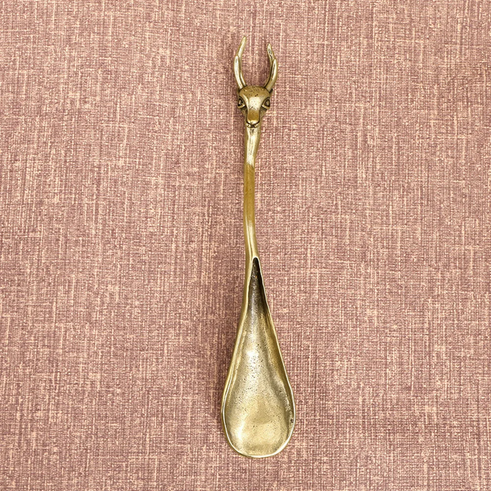 Ancient Brass Hand-carved Elk Tea Spoon Teaspoon National Tide Tea Ceremony Office Home Brass Antique Play Crafts