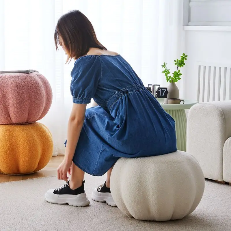 INS Simple Pumpkin Sofa Low Stool Home Teddy Velvet Round Stool Bench Balcony Bedroom Lazy Tatami Footstool Hallway Shoe Stool