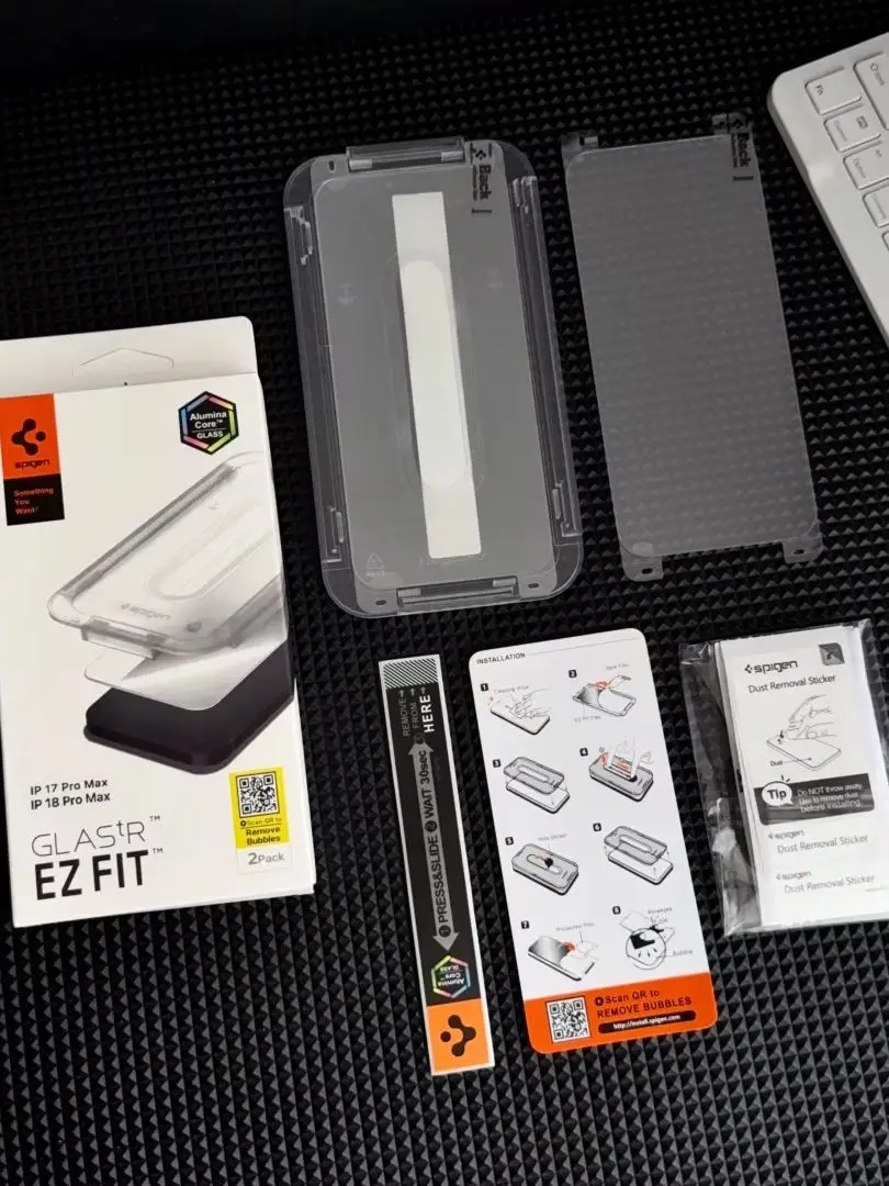 2 sztuki Spigen Glas.tR EZ Fit Sensor Protected do iPhone 18 ProMax 18 17 16 15 14 Pro, pełnoekranowa folia ochronna z hartowanego szkła HD — 2