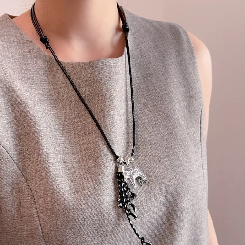 Minar Retro Braid Chain Tassel Metal Cartoon Horse Pendant Necklaces Long Adjustable Wax Rope Sweater Chain Chokers for Women