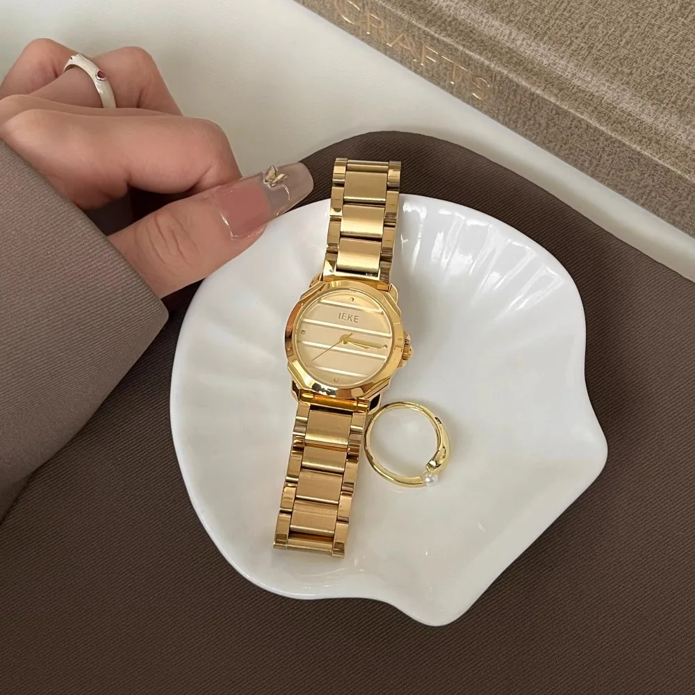 

EuropeanAnd AmericanStyleTrendy Minimalist DesignWomen'S Watch BrandHigh-End Light LuxuryRound Steel Band Large DialWomen'S Gift