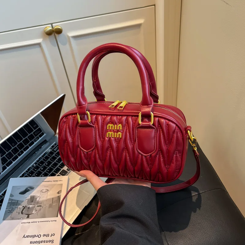 

2025 New Pleated Vintage Shoulder Bag for Women, Chic Convertible Crossbody Purse, Versatile Wrinkle Textured Commuter Bag