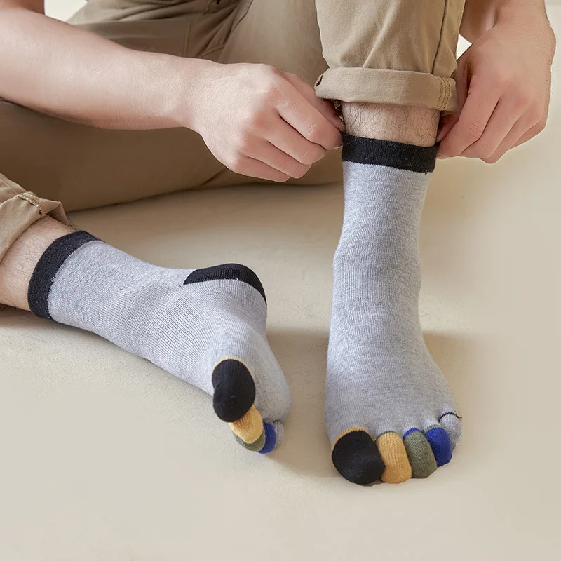 5 pares de calcetines de cinco dedos de tubo medio para primavera y otoño, calcetines de algodón de Color sólido para hombre, calcetines deportivos de algodón con punta inferior