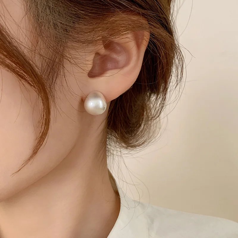 Vintage Thick Teardrop Metal Earrings for Women Glossy Shiny Waterdrop Earrings Fashion Statement Jewelry Party Gift image 2