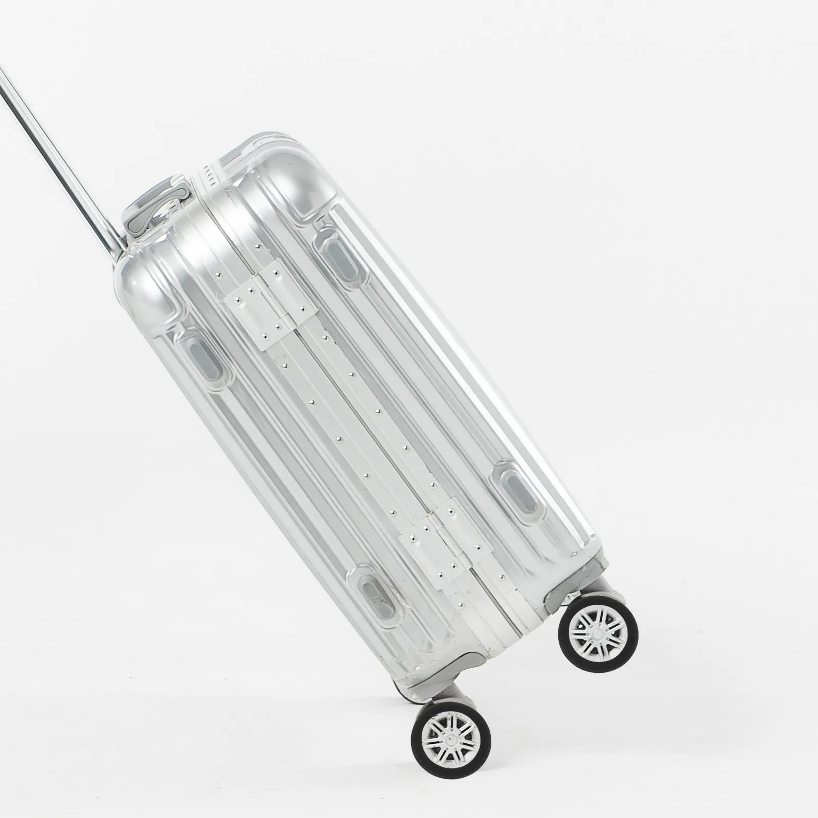 

8Pcs Universal Luggage Wheel Protectors Noise Reduction Silicone Covers Travel Accessories Spinner Wheel Protection for Suitcase