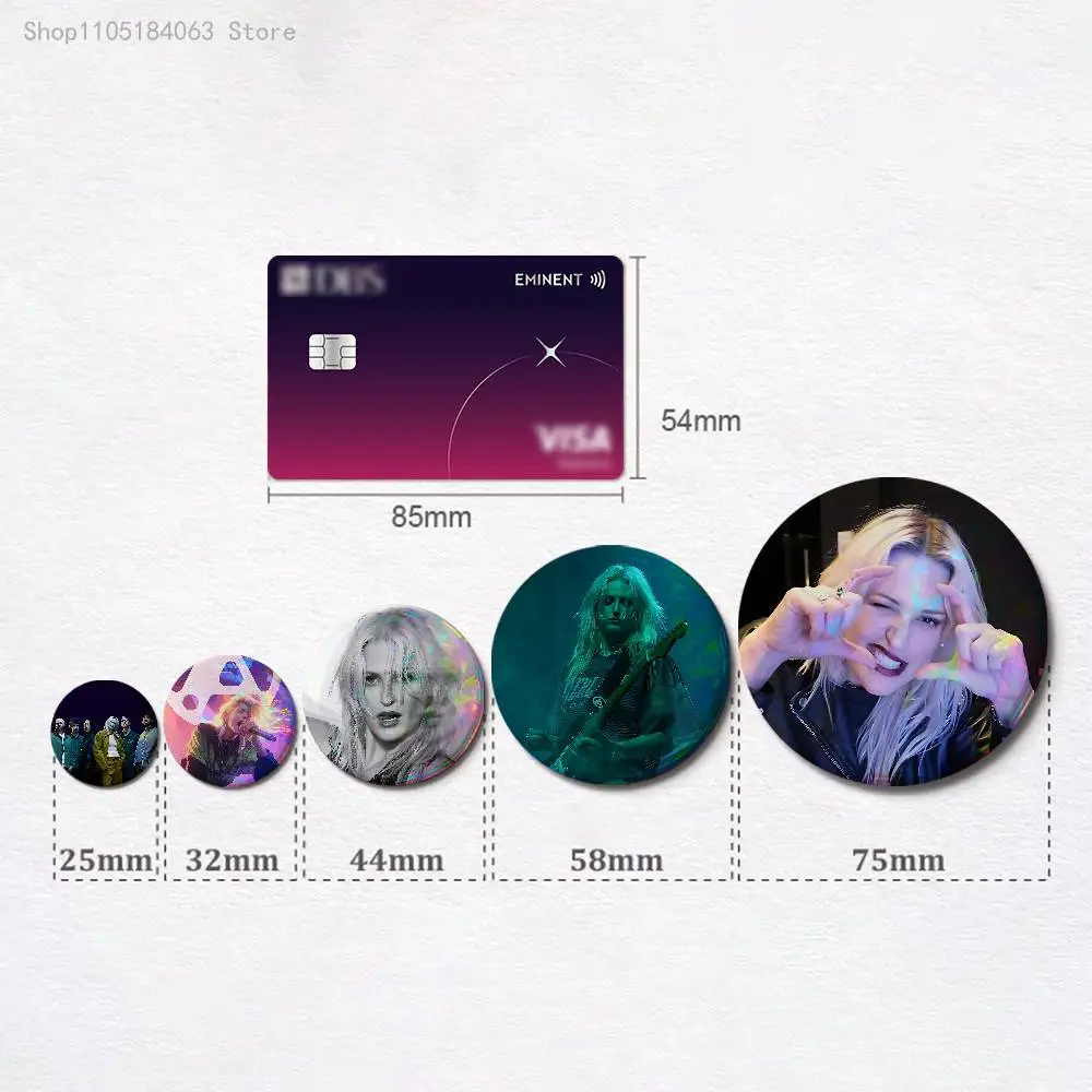 ロック・エミリー・A-アームストロング 58mm 44mm HDプリント ブローチバッジ プリティーダービー ラウンドディスプレイブローチ ラペルピン