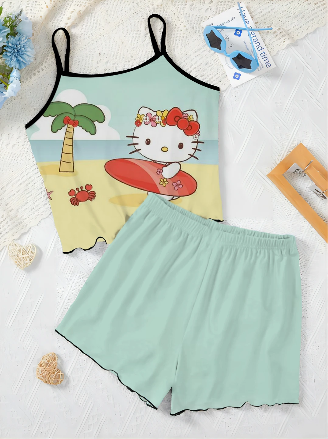 

A two-piece set of edge wrapped nightgown and suspender with Disney cartoon elements, featuring a lettuce flower shaped skirt wi