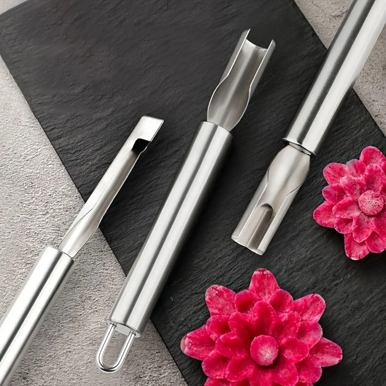 Three-piece carving tool stainless steel carving knife fruit and vegetable carving knife water drop shape petal shape