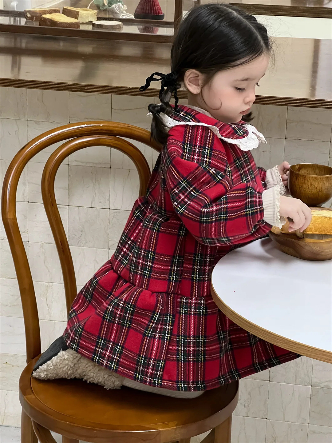 

2025 Winter New Baby Long Sleeve Fleece Dress Infant Girls Lace Lapel Bow Plaid Dress Plus Velvet Thick Toddler Warm Clothes