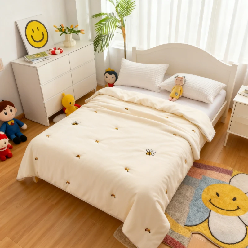 All Season Thick Embroidered Quilt Warm Soft Skin Friendly Comforter For Student Dormitory Bedding In Winter Spring And Autumn