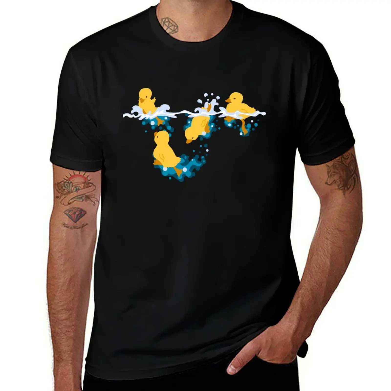 Happy Splashing Ducklings T-Shirt Work Wear Lightweight Tee T-Shirt