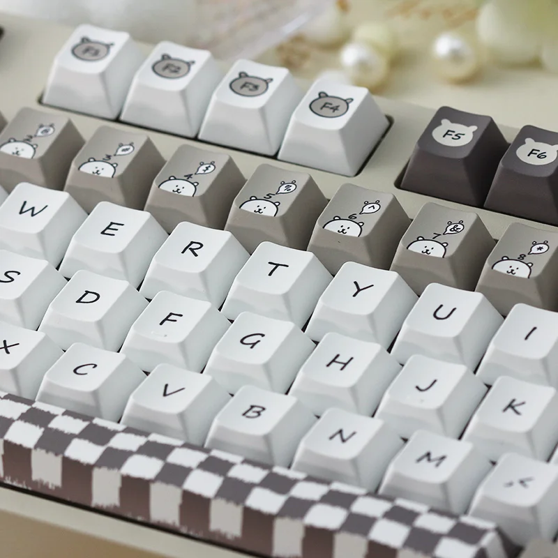 

Bear full set of keycaps 139 keys PBT hot sublimation adaptation 75/87/108