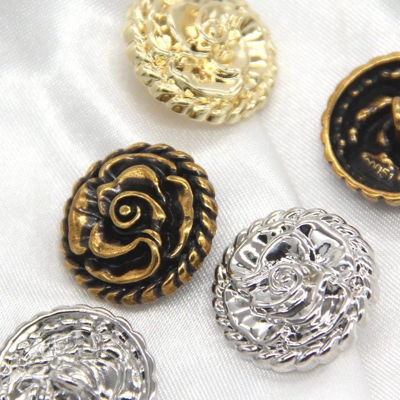 DOTOLLE Retro Rose Flower Metal Buttons For Clothing Women Coat Suit Blazer Knit Handmade Decorations Sewing Accessories Bronze