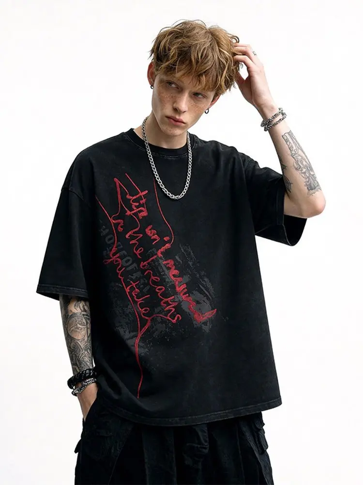 Summer White Vertical Graffiti Letter Ink Splash Print T-Shirt Men American Streetwear Loose Casual Black Gray Short Sleeve Top