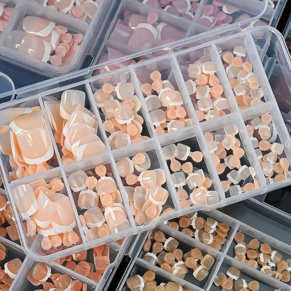 120 pièces en boîte nu rose marron français presse sur les ongles des orteils courts carrés faux ongles conseils brillant couverture complète faux ongles pour les femmes