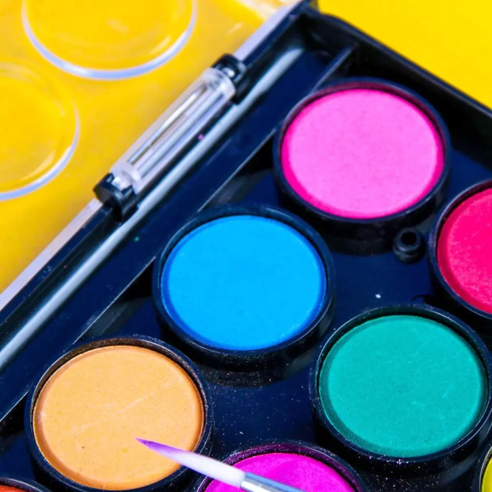 طقم طلاء بألوان مائية صلبة مع صندوق بلاستيكي ، لمعان معدني ، صبغة طلاء ، مدرسة ، 12 ، 18 ، 24 ، 36 لونًا