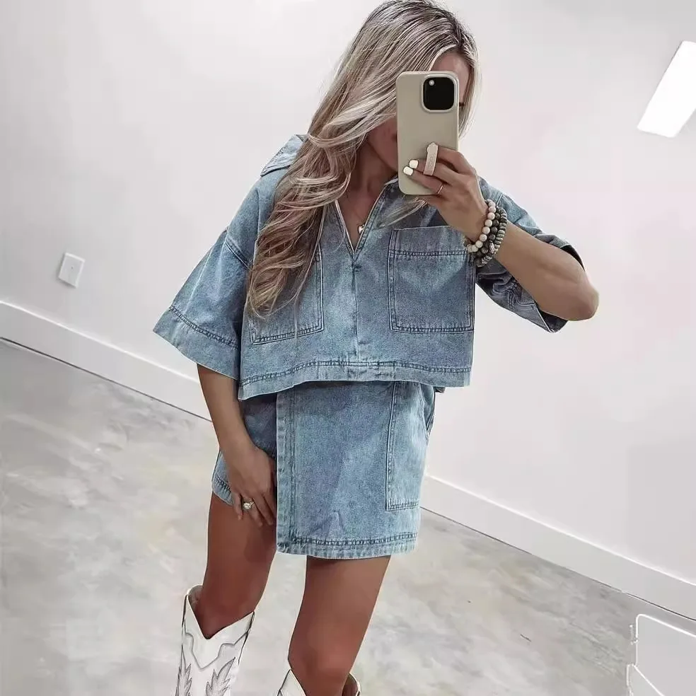 2024 Summer Women Blue Denim Skirt Suit Loose 2-częściowy zestaw z krótkim rękawem z kieszenią i nieregularną spódnicą dla kobiet Street Out