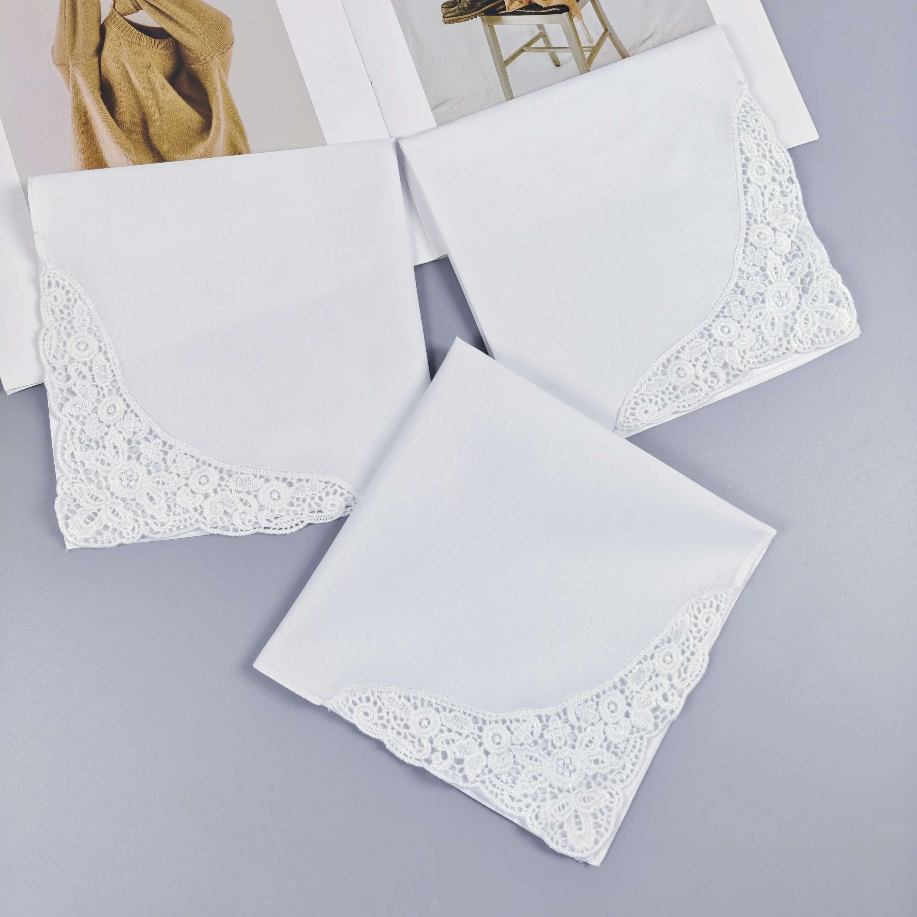 35CM/13,7 Zoll reinweißes, hochdichtes Baumwoll-Spitzen-Taschentuch für Brautjungfernkleider, Hochzeitsdekoration, 2 Stück in der Packung. – Detail 4