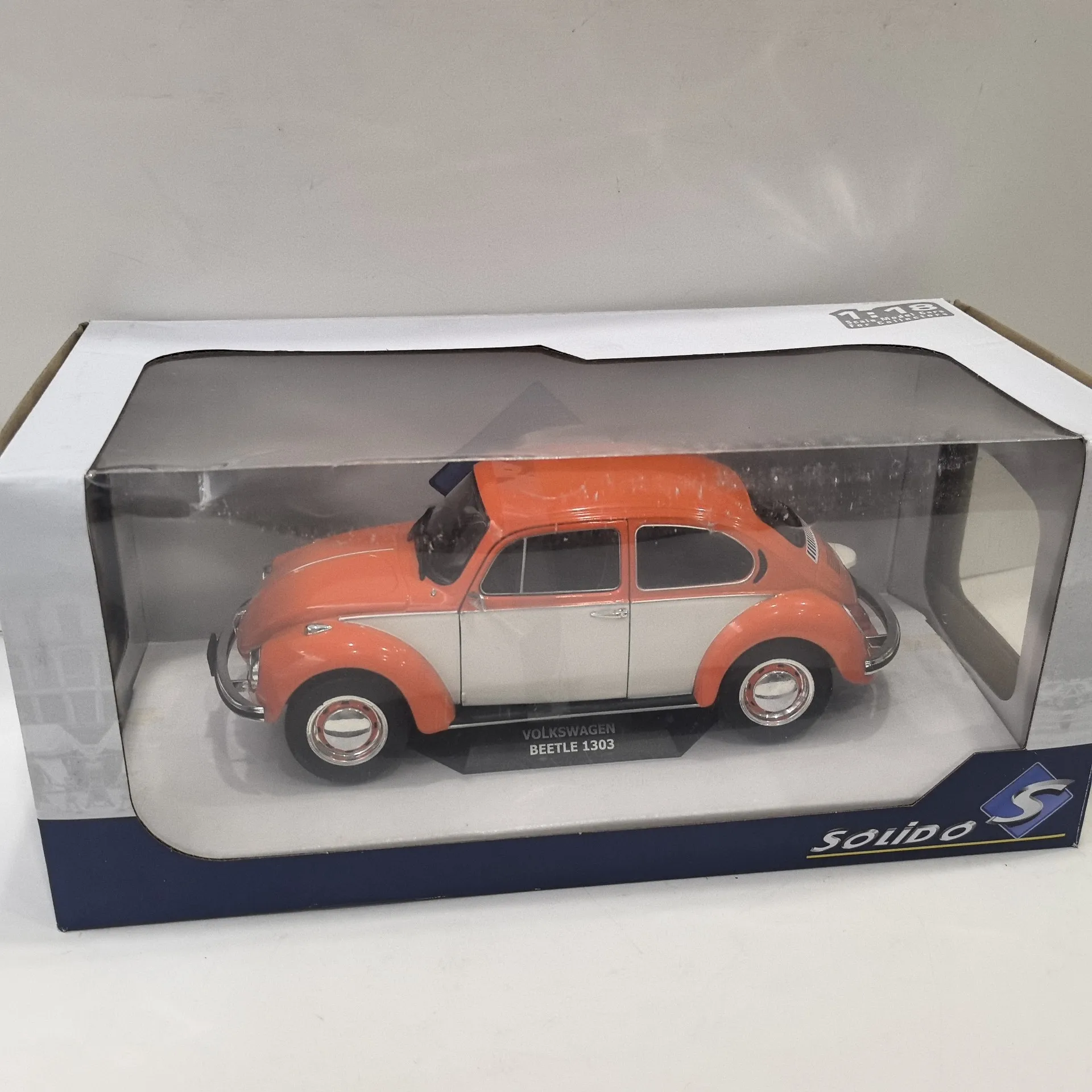 

Diecast SOLIDO S 1:18 Scale VW BEETLE 1303 1974 Beetle Alloy Car Model Collectible Toy Gift Souvenir Display Ornament