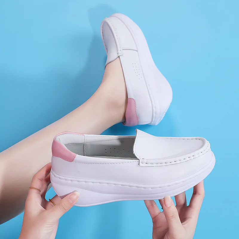 Foreign trade nurse shoes, women\'s leather breathable soft soles, thickened soles, small white shoes, medical work shoes