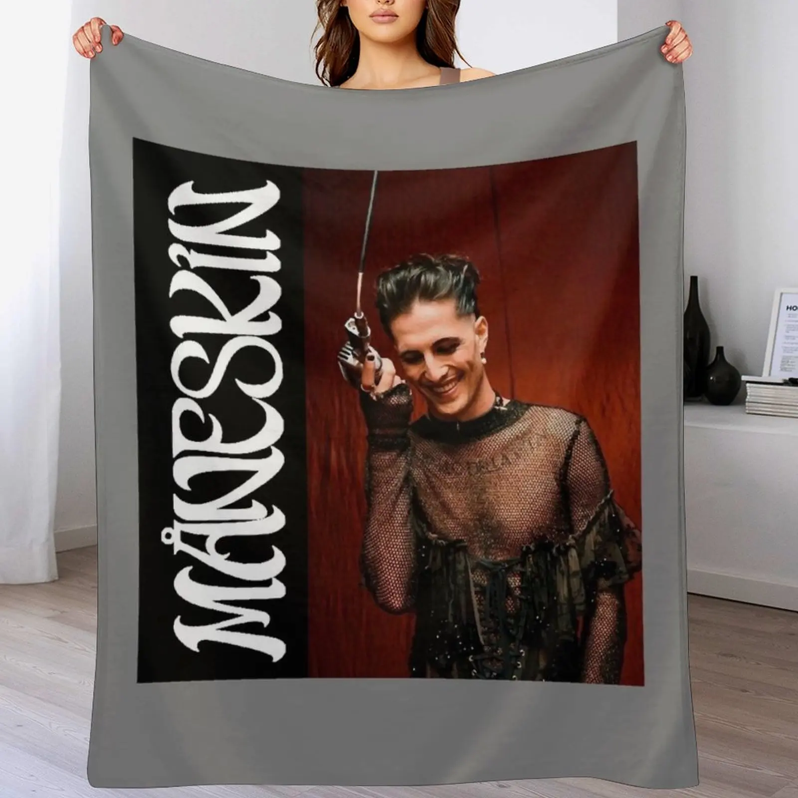 

Damiano David Maneskin Throw Blanket