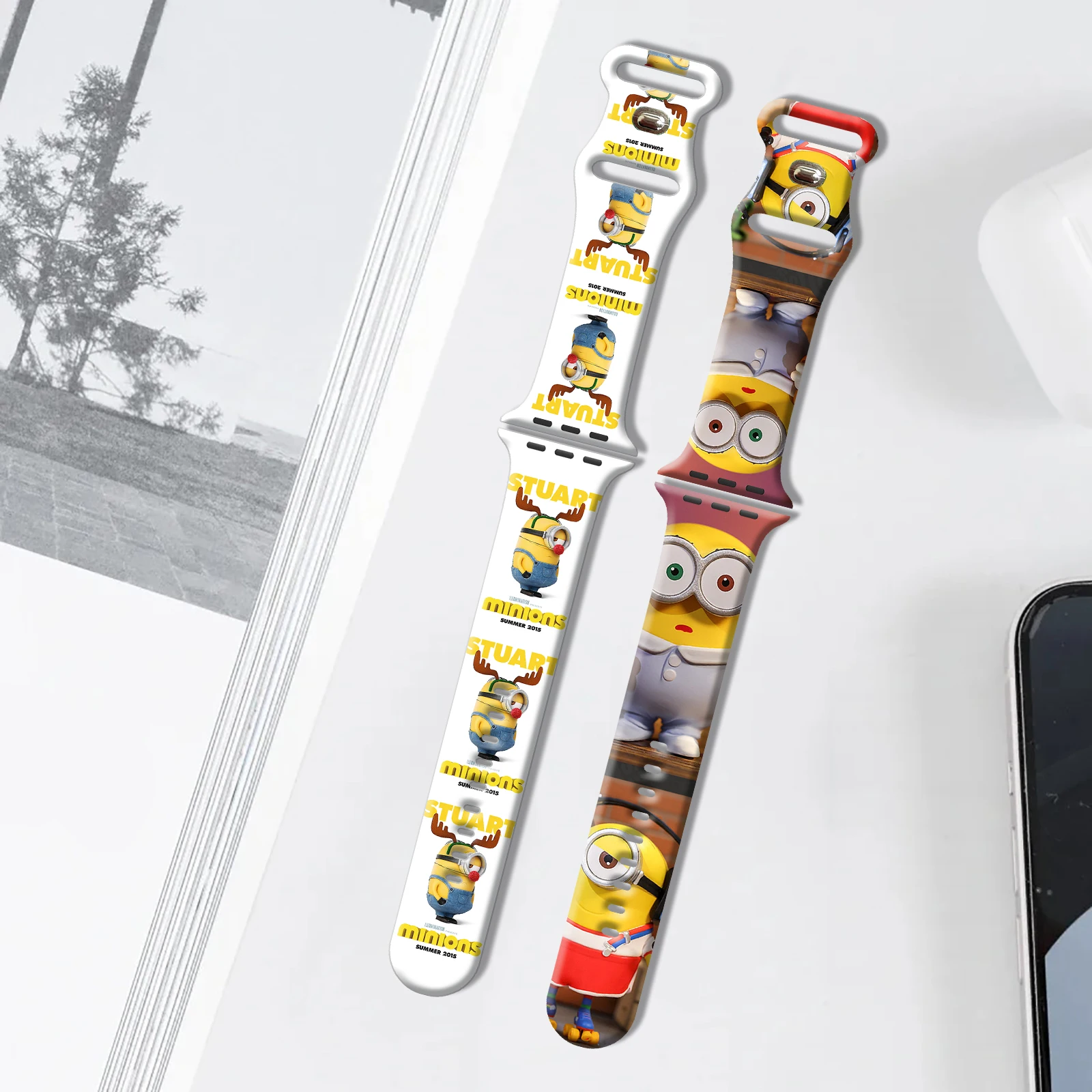 حزام طباعة سلسلة الذاكرة الكلاسيكية من Minions لساعة Apple 11/10/9/8/SE، سوار سيليكون بديل ناعم مقاوم للماء 45 مم/44 مم/42 مم