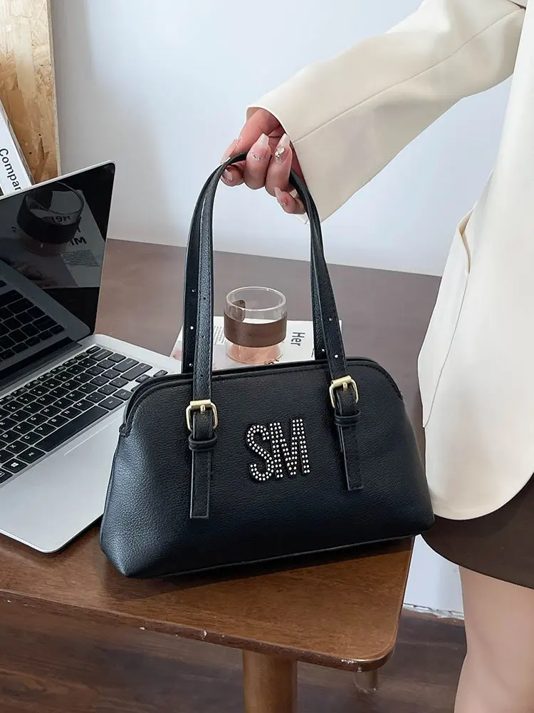 

​ ​ 2025 Новая женская мягкая сумка-подушка для боулинга, модная сумка через плечо под мышками ​ ​ С молнией ​ ​ , Большая емкость для ежедневного использования ​