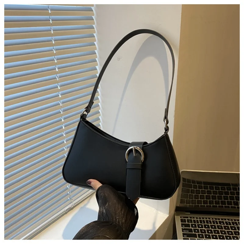 Women's shoulder bag fashion handhold armpit bag retro small crowd design bag women solid color crescent bag